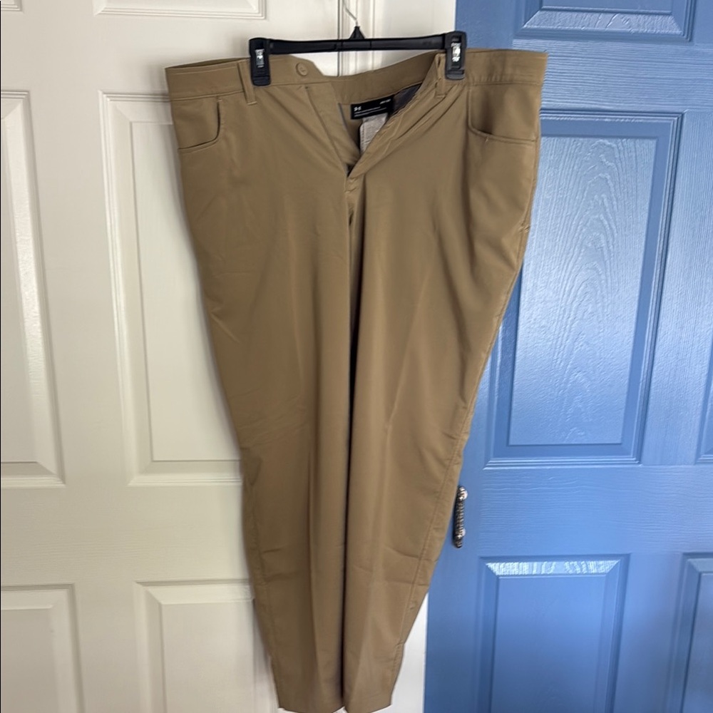Under Armor Tan Golf Pants.
